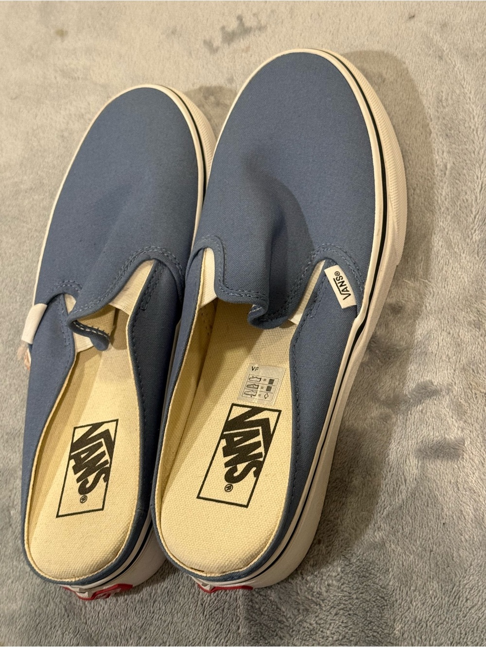 Vans slip-on shoes in blue. NWT - Picture 5 of 6